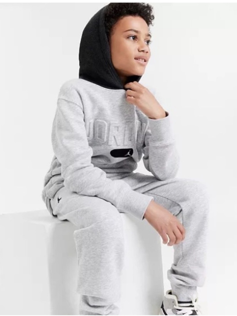 Jordan hoodie and pants set